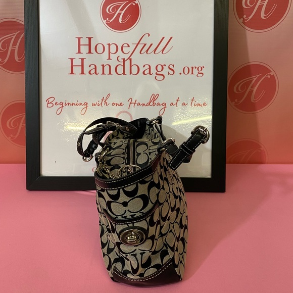 Coach F 14281 signature jacquard pleated Hand bag - Picture 6 of 9